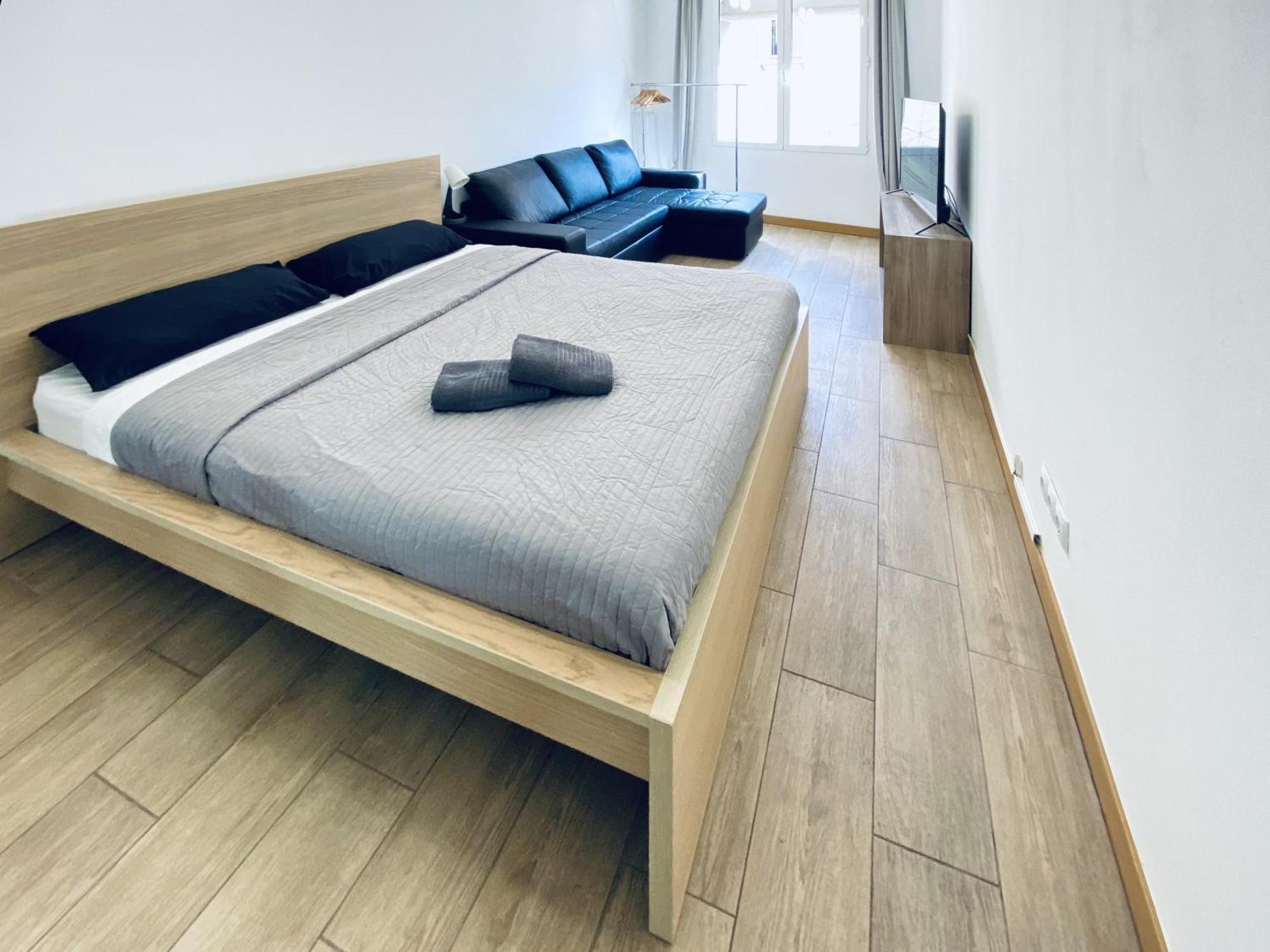 FREEPARKING LOFTS BCN FIRA SANTS CAMP NOU A-plus Apartman Barcelona Kültér fotó